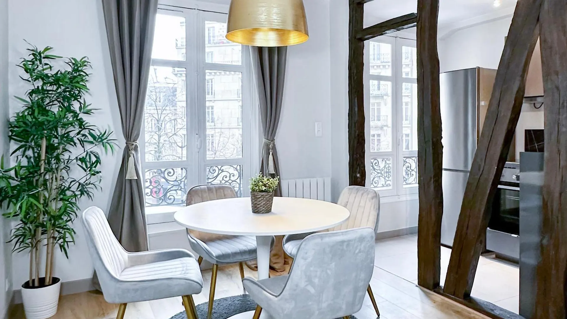 Champs - Elysees Finest Flat Paris 0*,