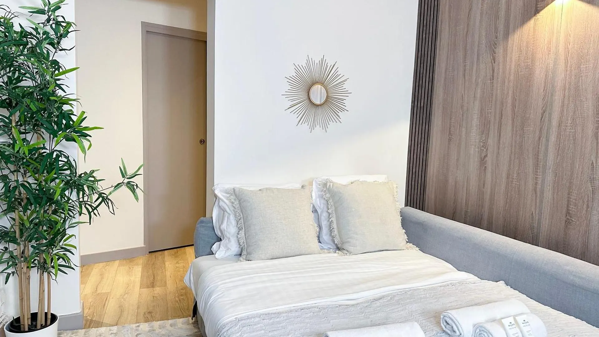 Apartment Champs - Elysees Finest Flat Paris