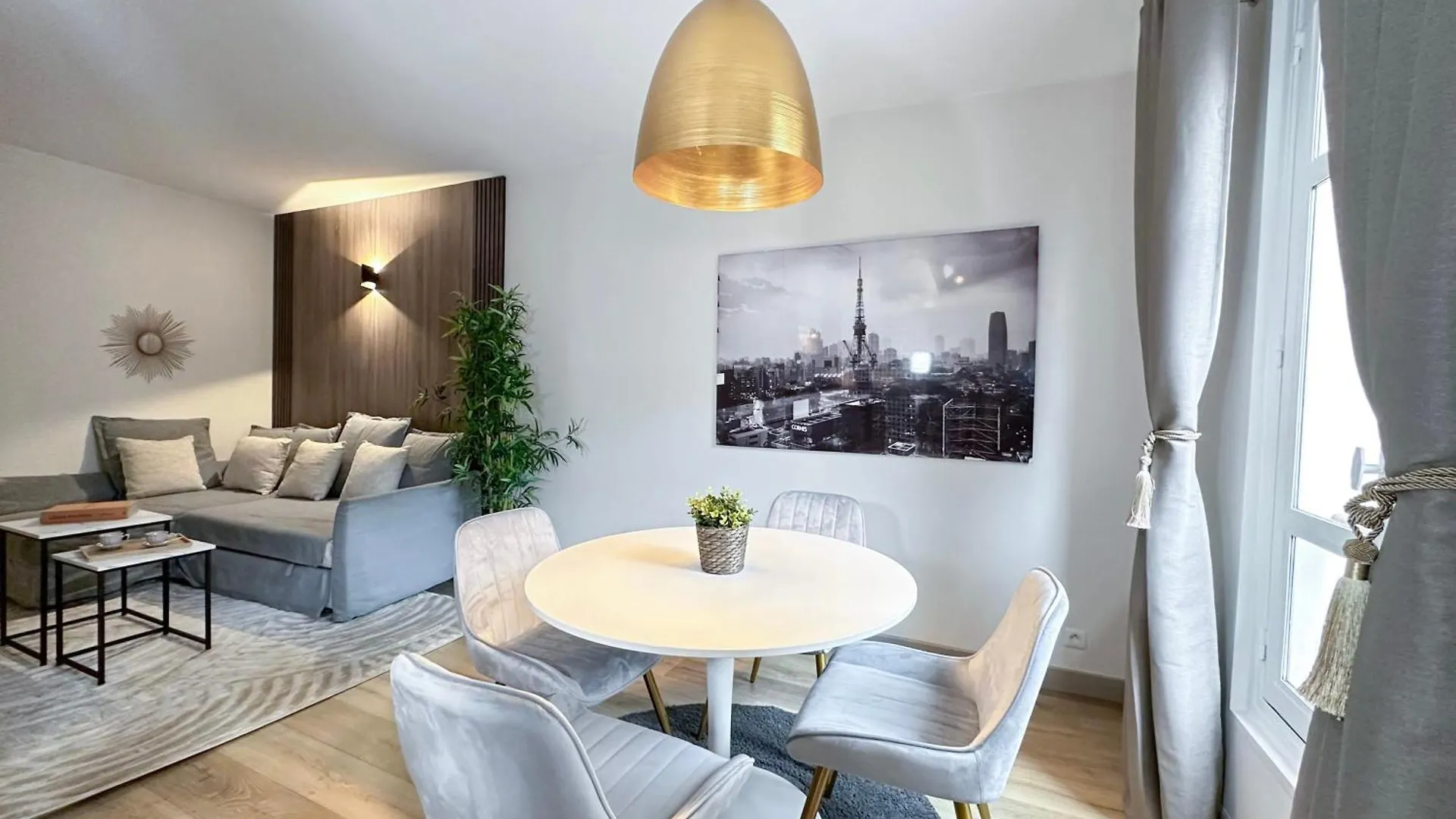 Apartment Champs - Elysees Finest Flat Paris